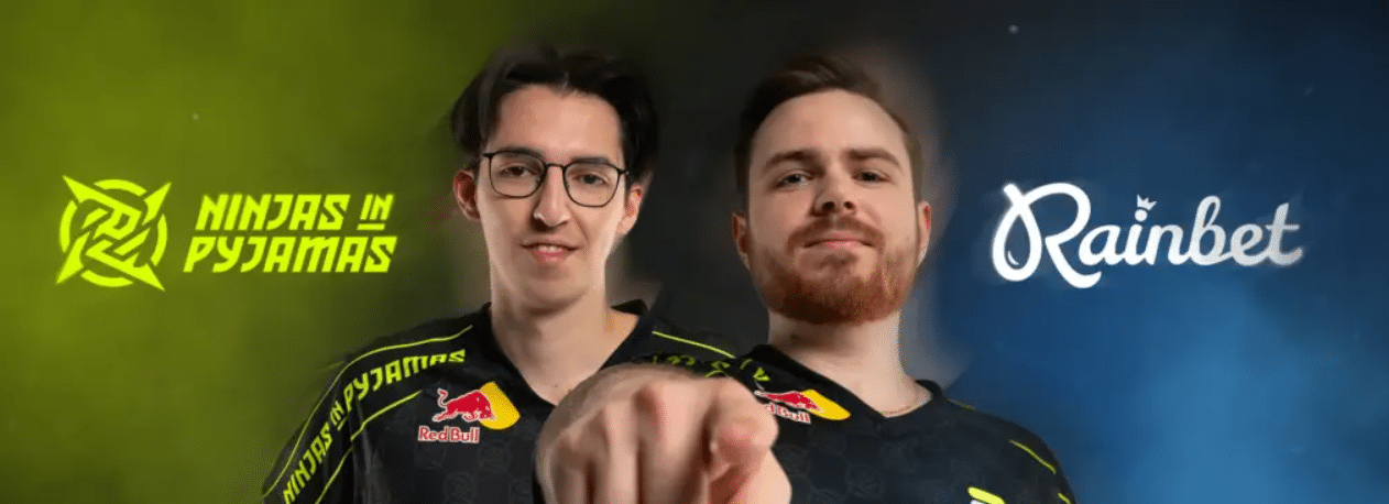 Una imagen promocional del patrocinio entre el equipo de esports ninjas en pijama y rainbet